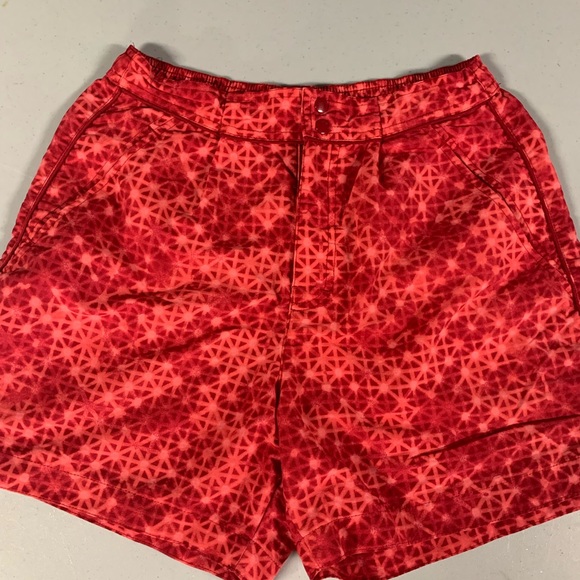 SHORTS - Picture 1 of 5